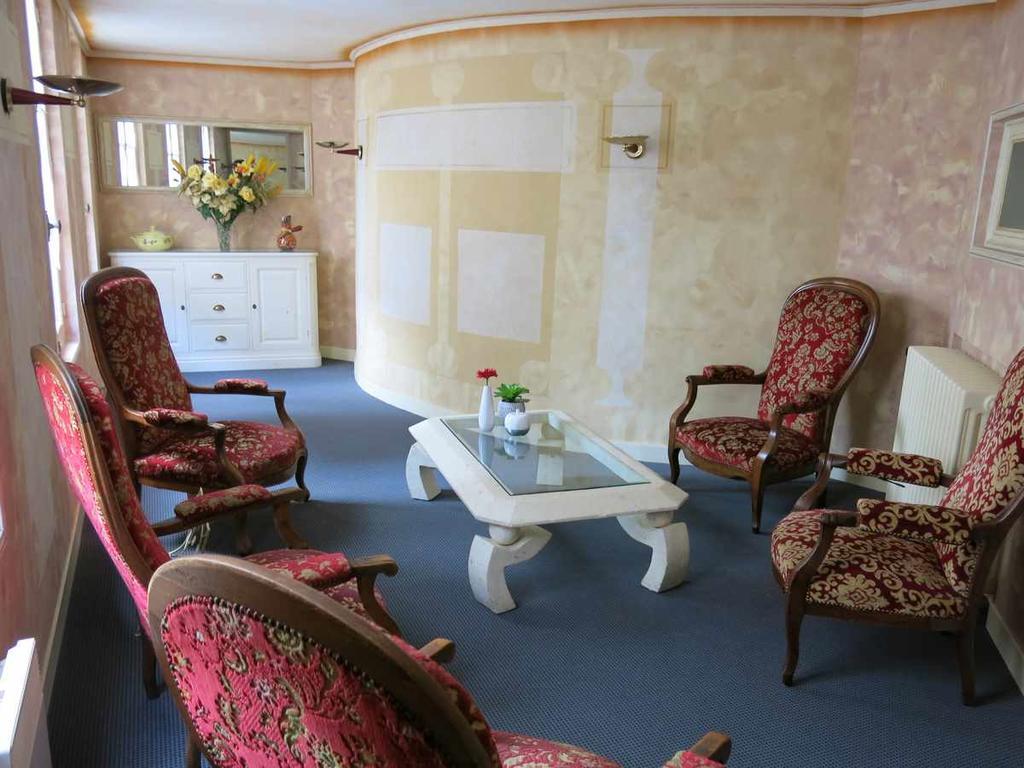 La Tour Hotel Aubazines ภายนอก รูปภาพ